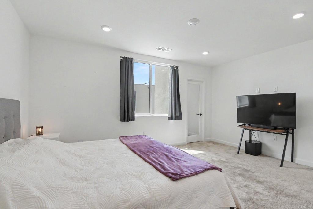2416 Cascalote Loop Property Photo 10