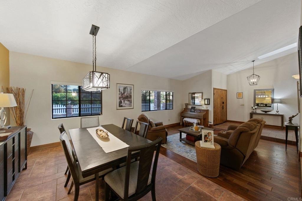 15404 El Capitan Real Ln Property Photo 18