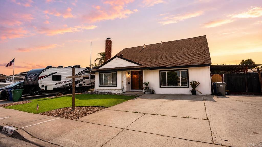 10046 Woodrose Avenue Property Photo 1