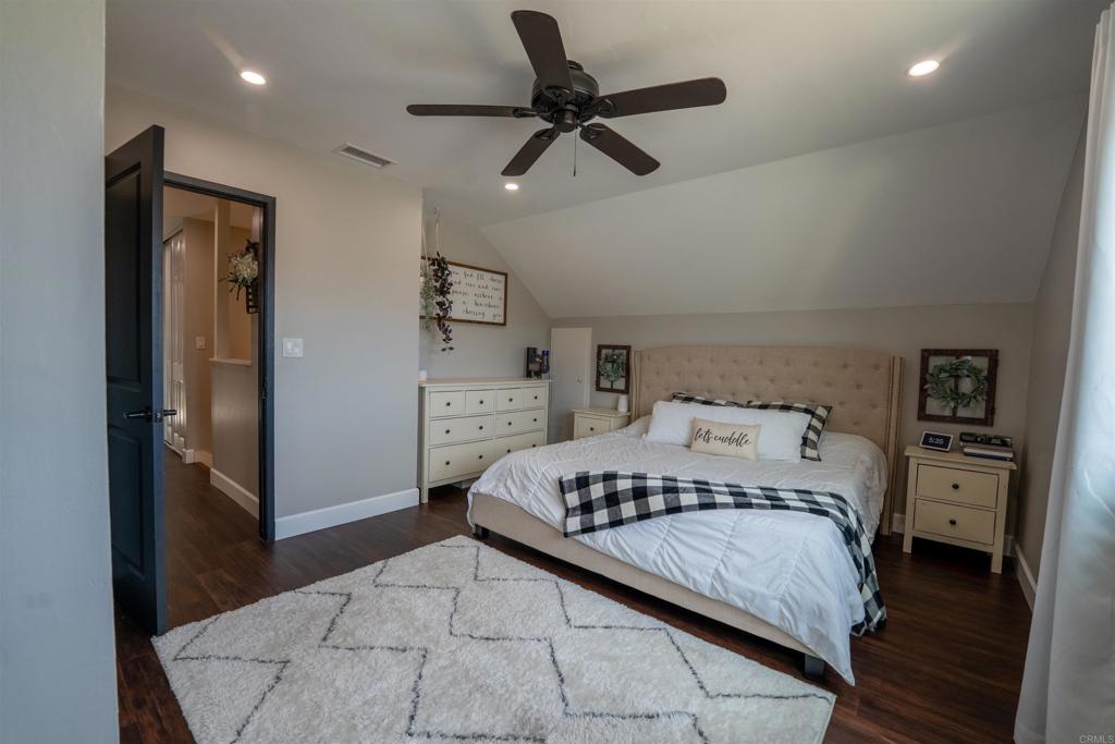 10046 Woodrose Avenue Property Photo 17