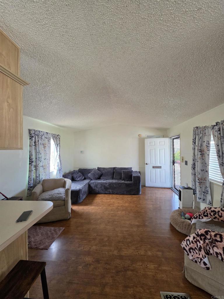1425 2nd Avenue 219 Property Photo 6