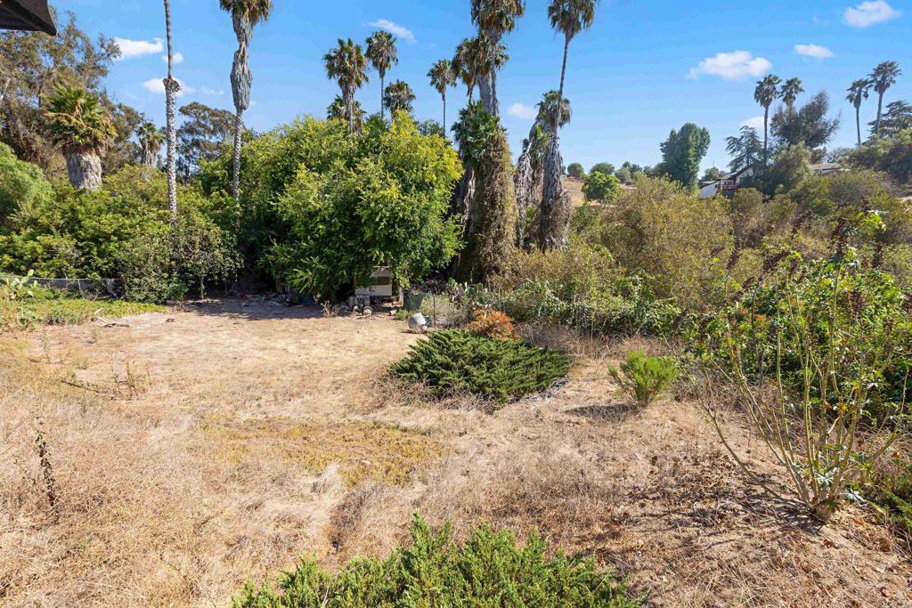 609 Roca Place Property Photo 32