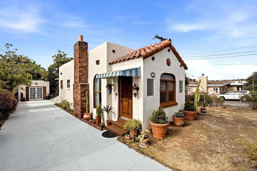 1843 E 16th Street Property Photo