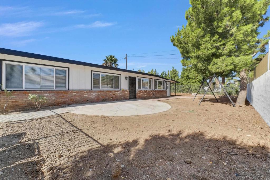 4860 Crestview Drive Property Photo 1