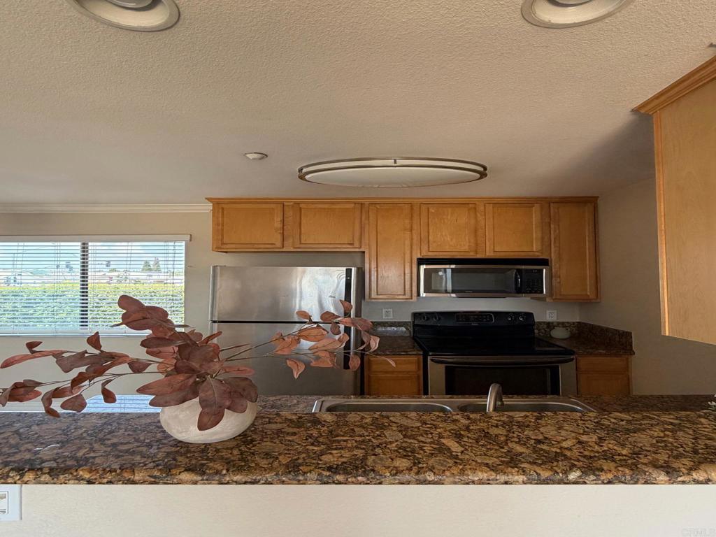 201 Twin Oaks Avenue 2 Property Photo 1