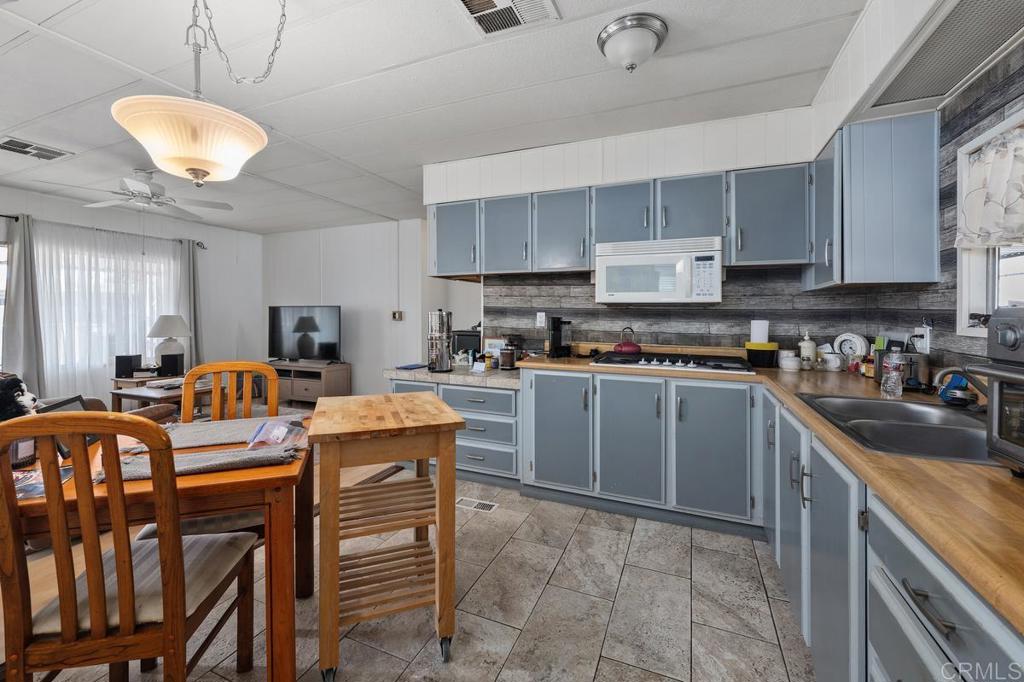 13300 Los Coches Road E 47 Property Photo 15