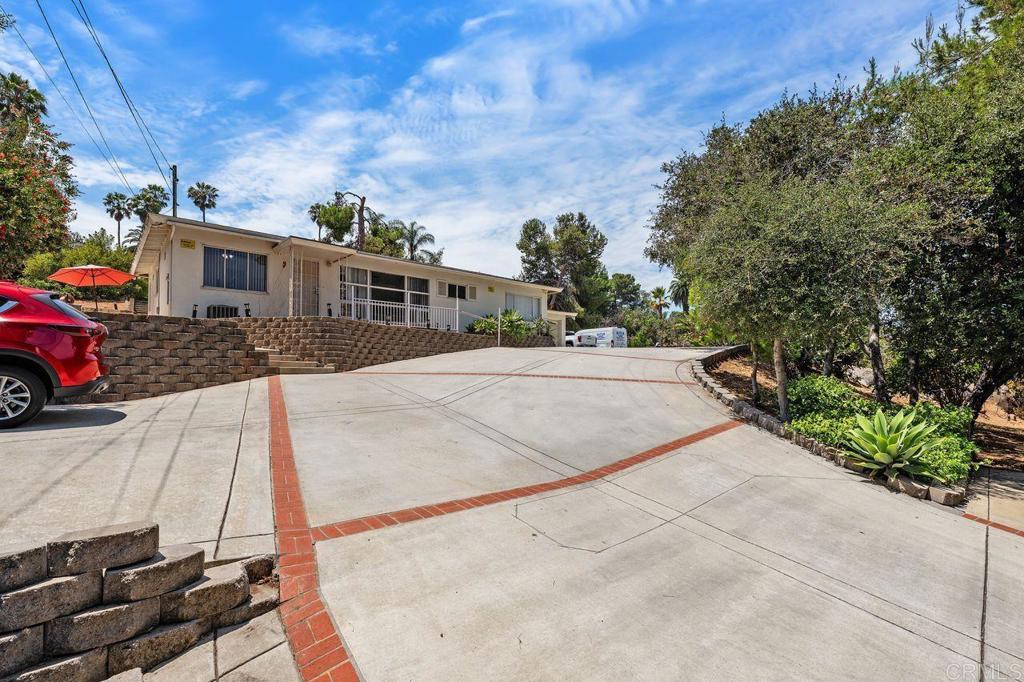 9355 Fuerte Drive Property Photo 4