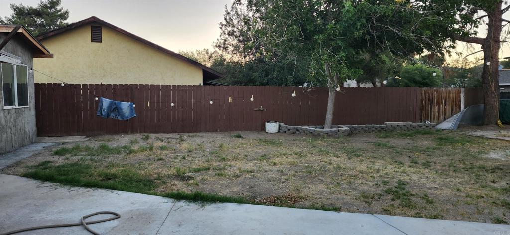44524 Calexico Street Property Photo 7
