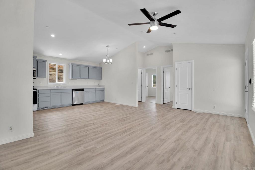 23671 Echo Hills Road Property Photo 5