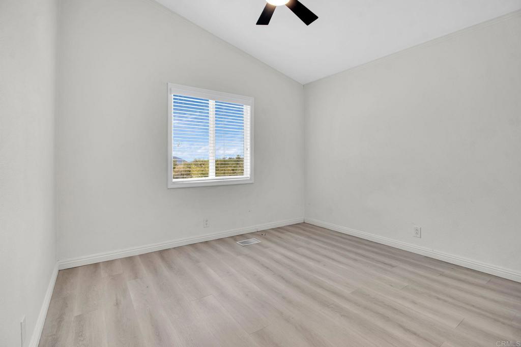23671 Echo Hills Road Property Photo 10