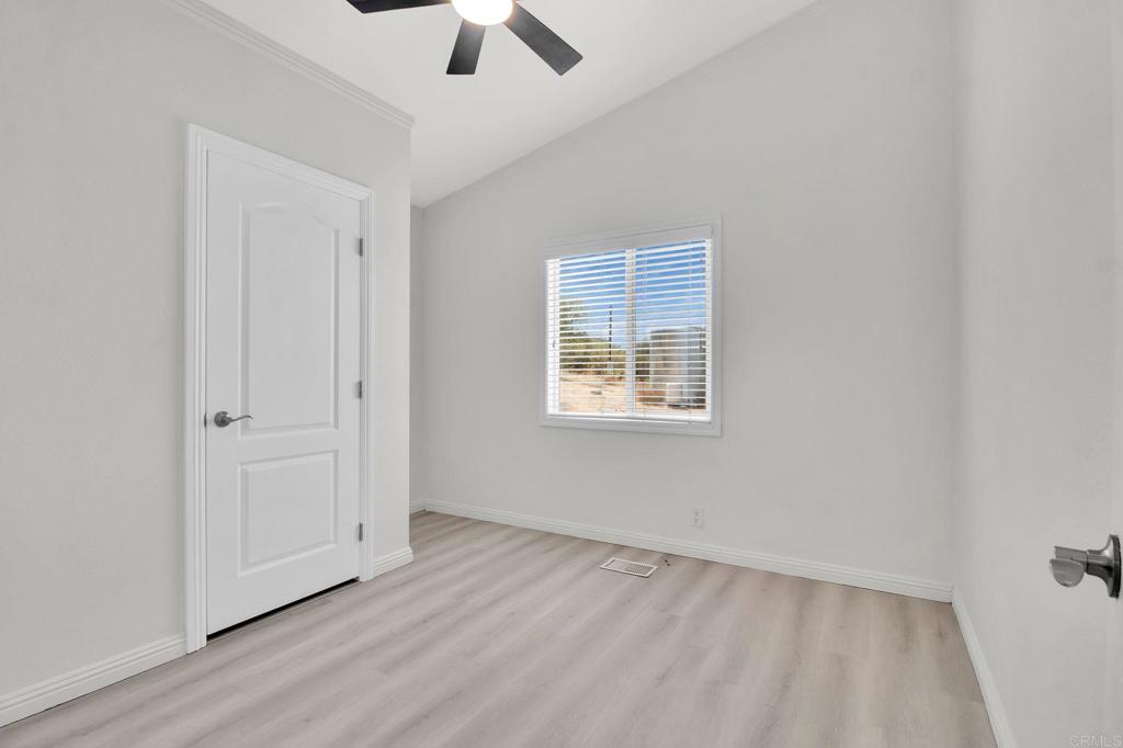 23671 Echo Hills Road Property Photo 12
