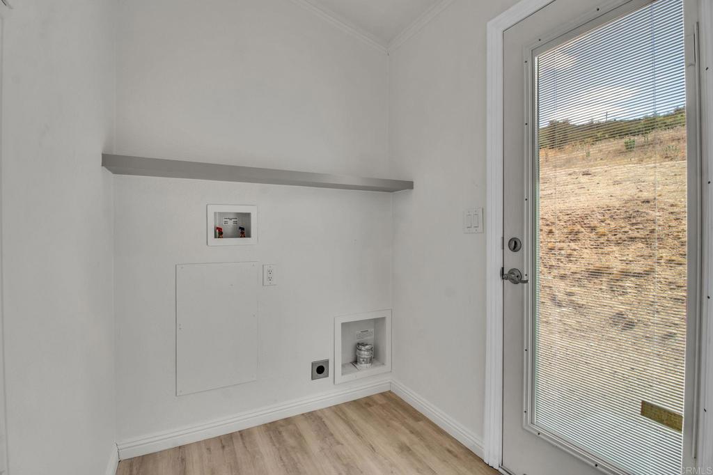 23671 Echo Hills Road Property Photo 17