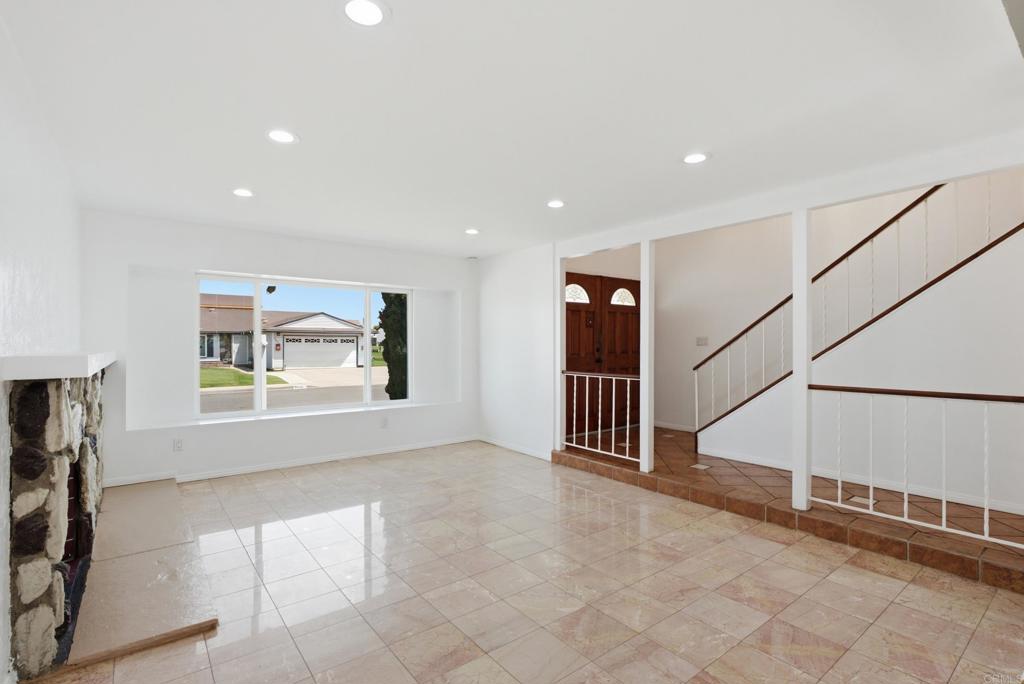 1614 Arequipa Street Property Photo 7