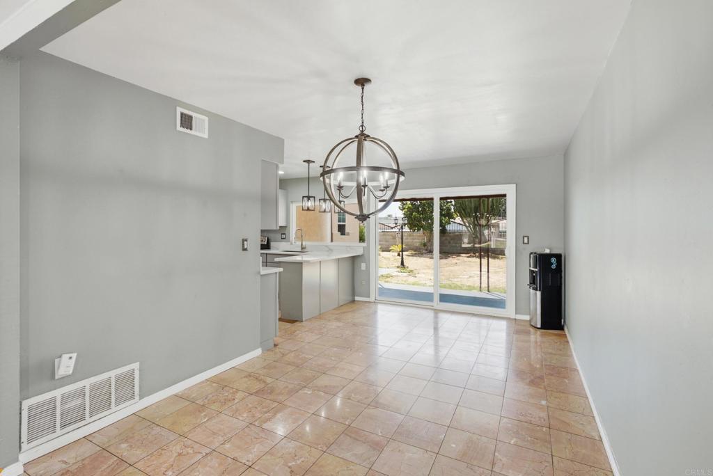 1614 Arequipa Street Property Photo 11