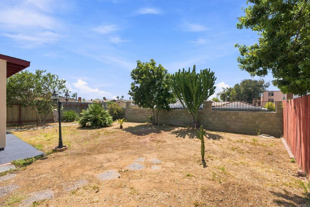1614 Arequipa Street Property Photo 20