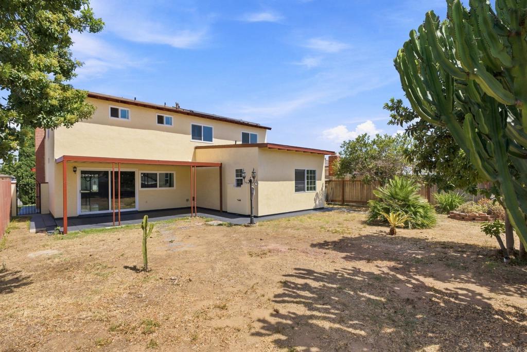 1614 Arequipa Street Property Photo 21