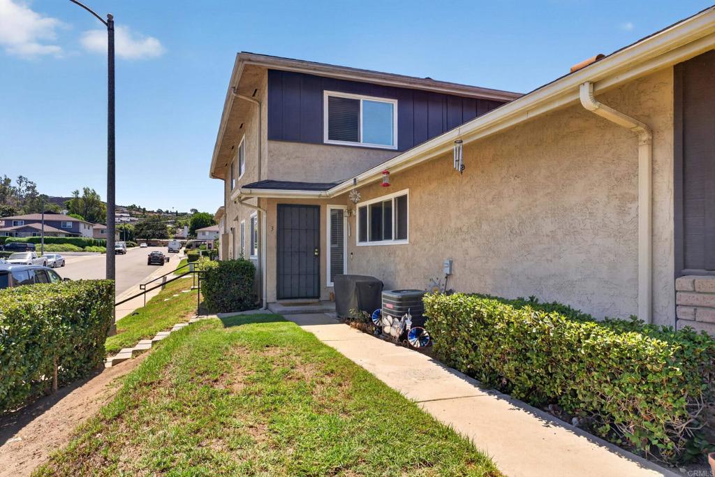 12135 Orange Crest Court 3 Property Photo 1