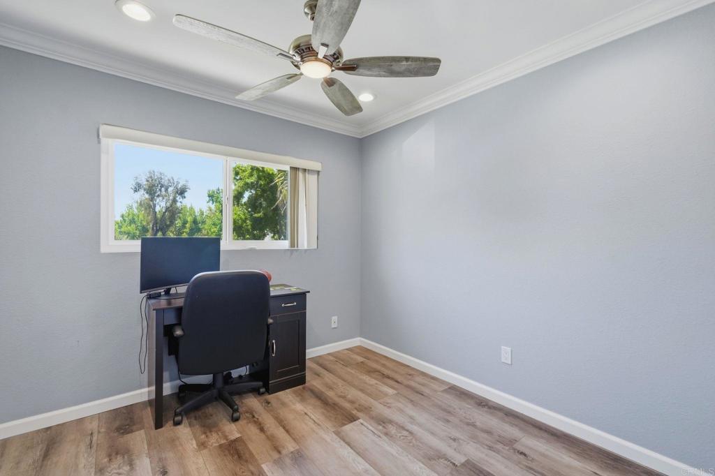 9416 Carlton Oaks Drive B Property Photo 14