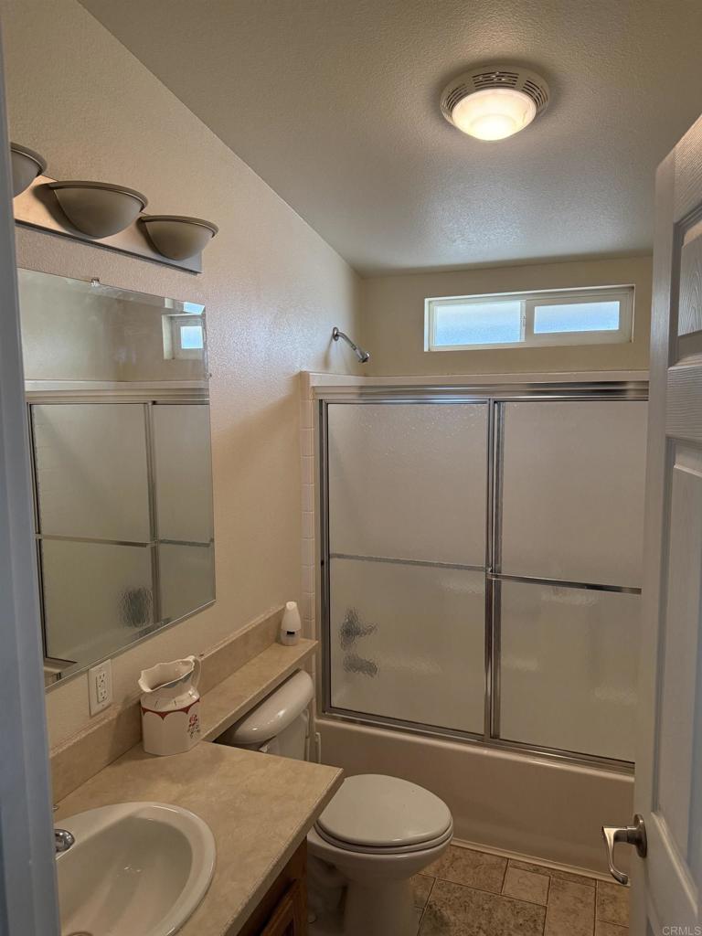 1085 Harris Ranch Rd Property Photo 16