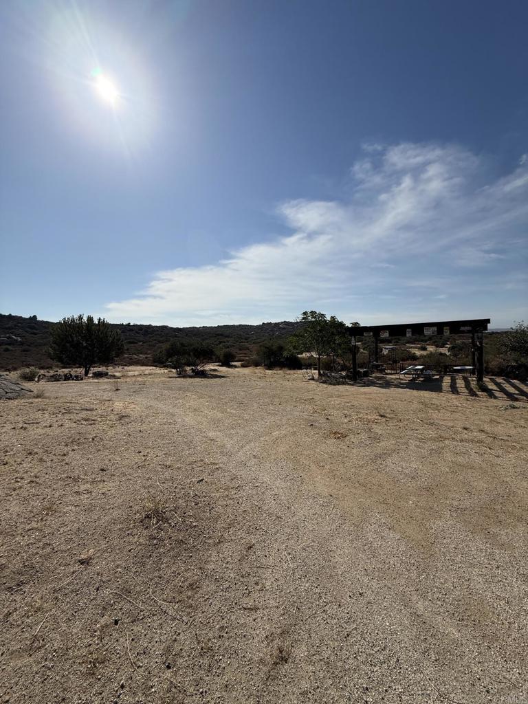 1085 Harris Ranch Rd Property Photo 28