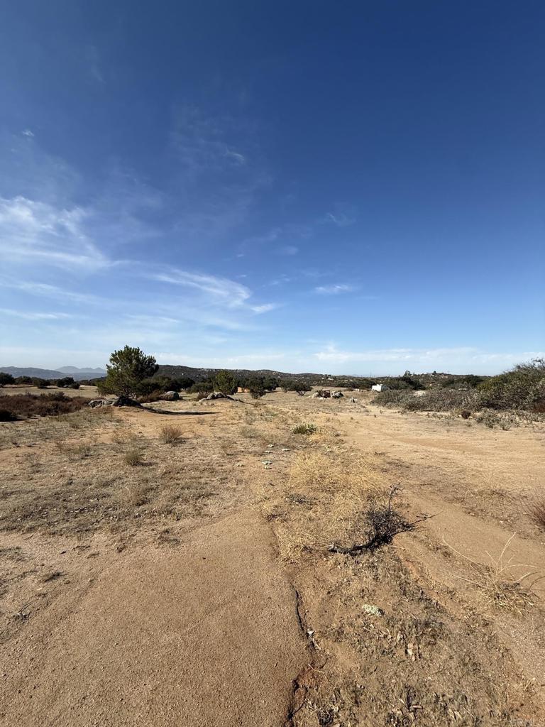 1085 Harris Ranch Rd Property Photo 29