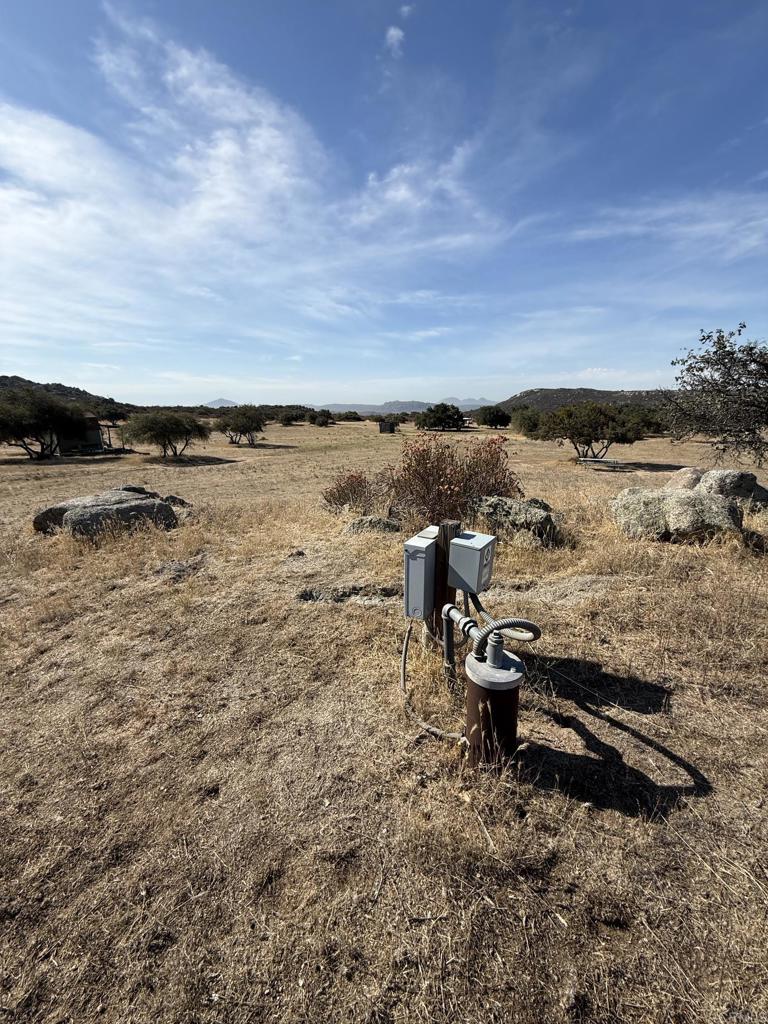 1085 Harris Ranch Rd Property Photo 32