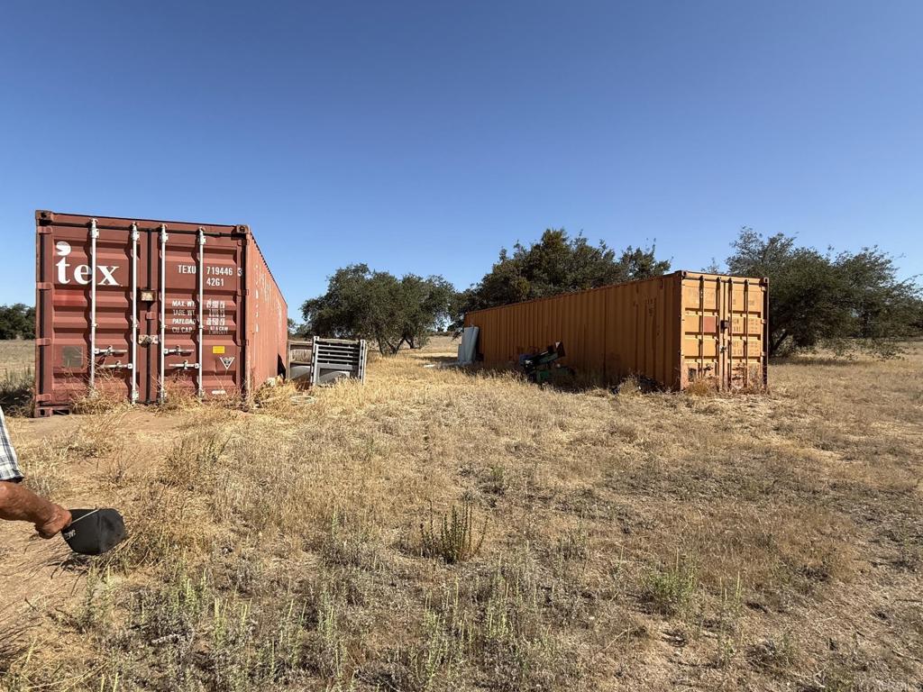 1085 Harris Ranch Rd Property Photo 33