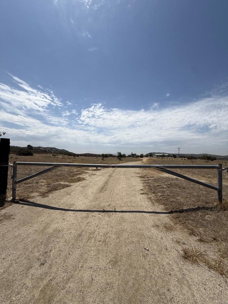 1085 Harris Ranch Rd Property Photo 47