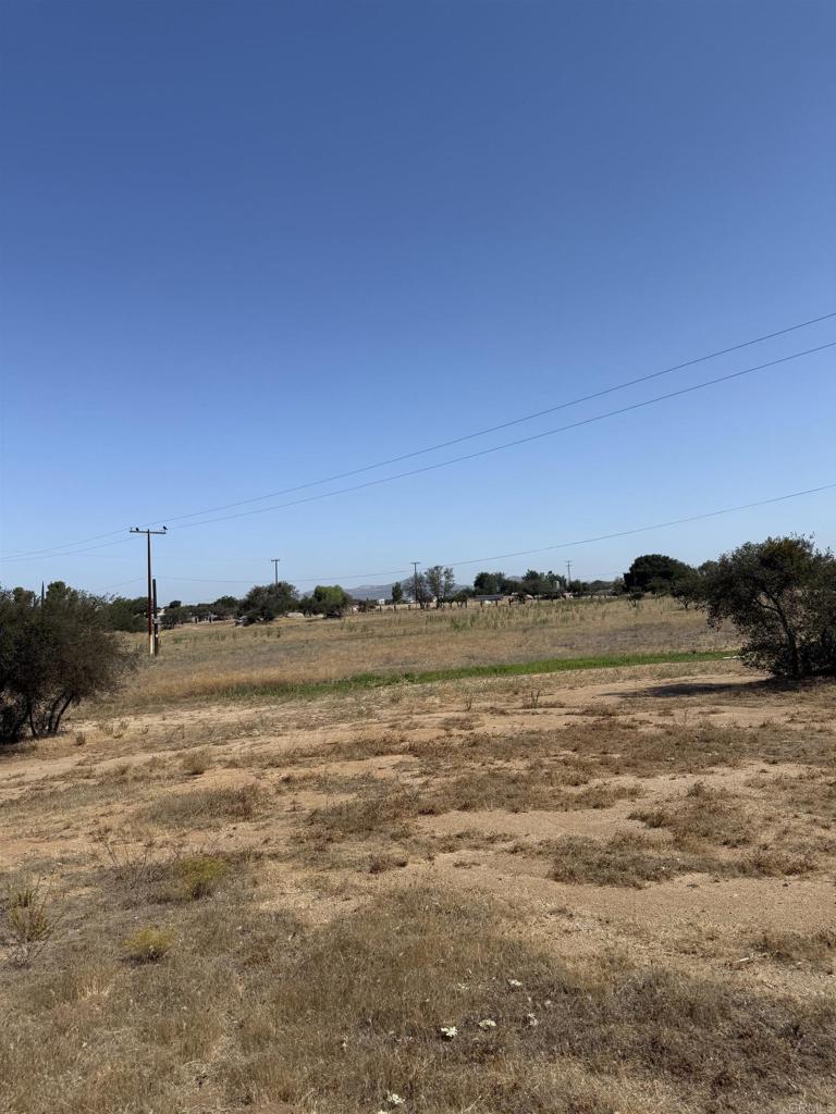 Harris Ranch Rd Property Photo 2