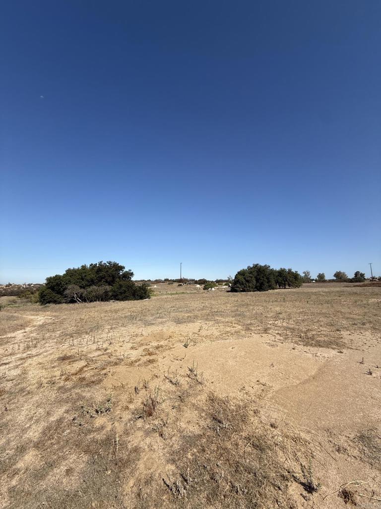 Harris Ranch Rd Property Photo 3