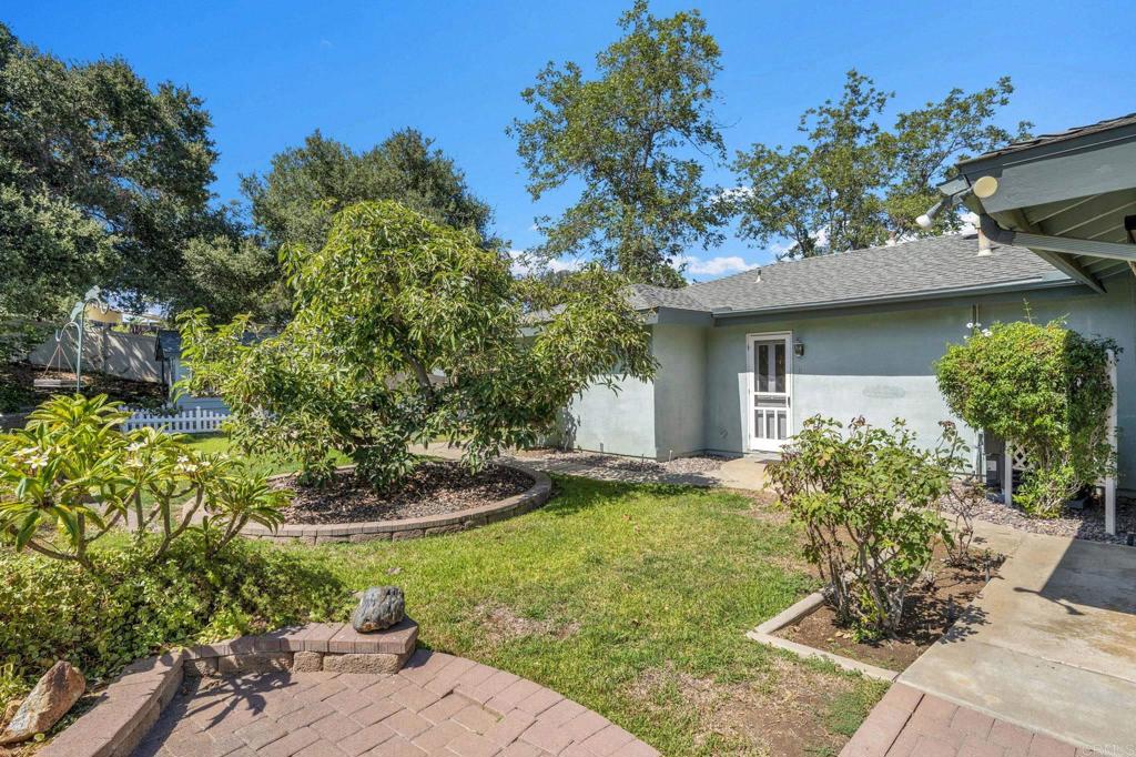 1752 Grove Road Property Photo 36