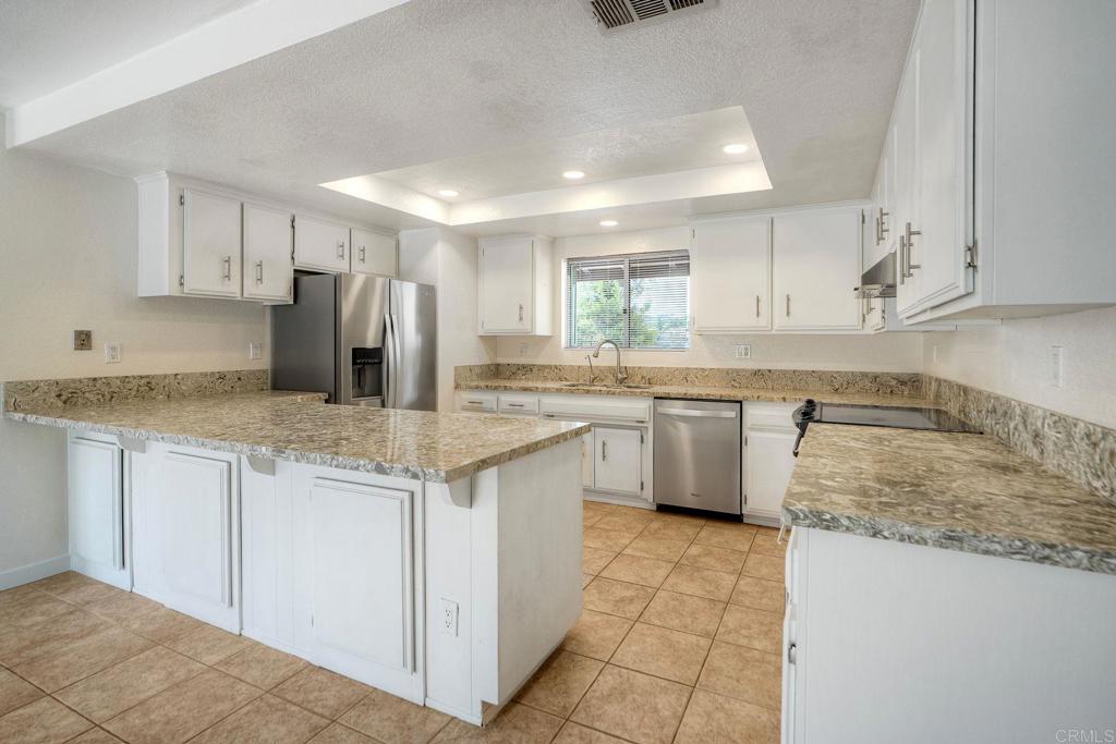 24940 Abalar Way Property Photo 8