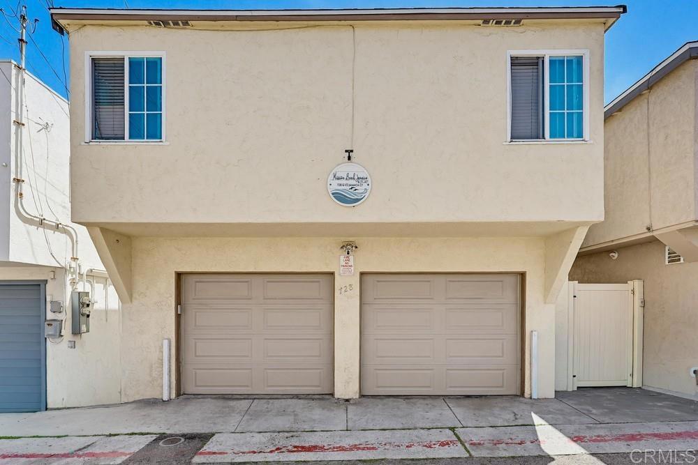 728 Jamaica Court Property Photo 67