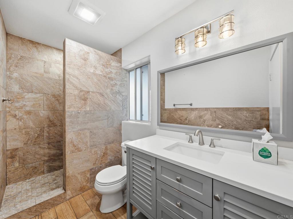 553 A Hygeia Property Photo 43