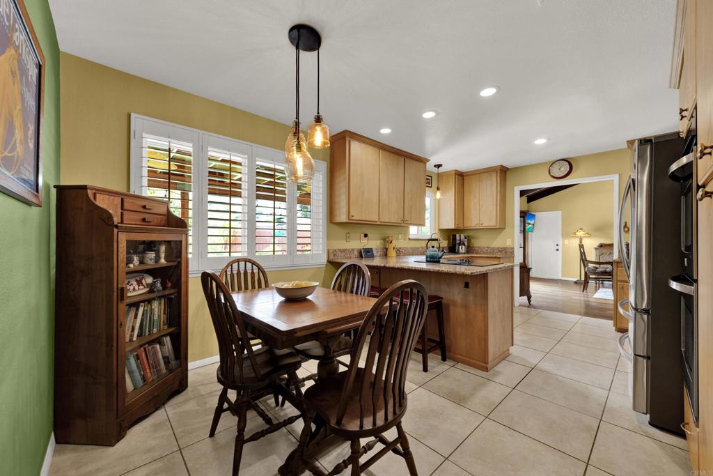 1402 Big Red Road Property Photo 15