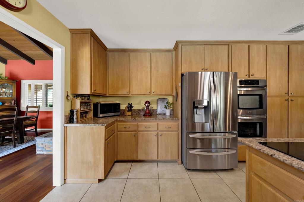 1402 Big Red Road Property Photo 18