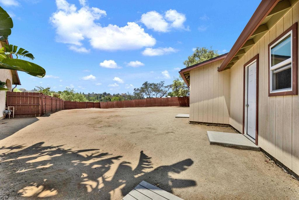 1402 Big Red Road Property Photo 48