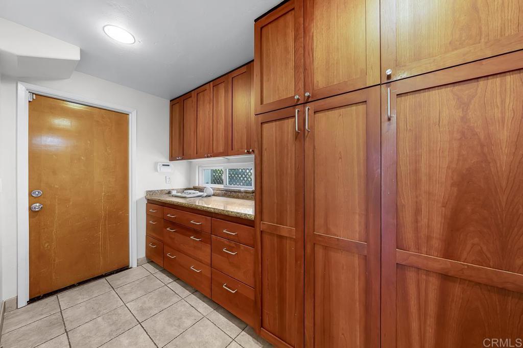3222 Hill Street Property Photo 19