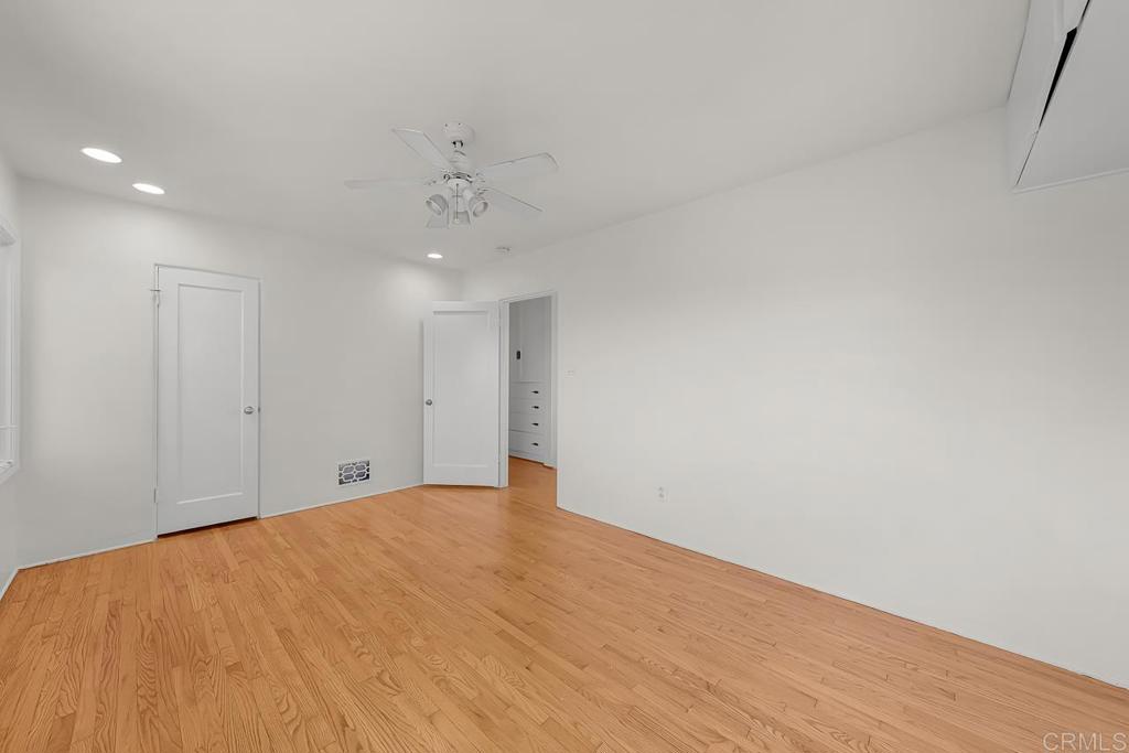 3222 Hill Street Property Photo 45