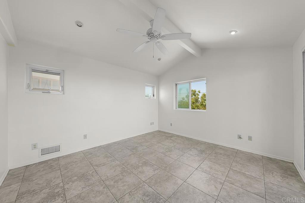 3222 Hill Street Property Photo 48