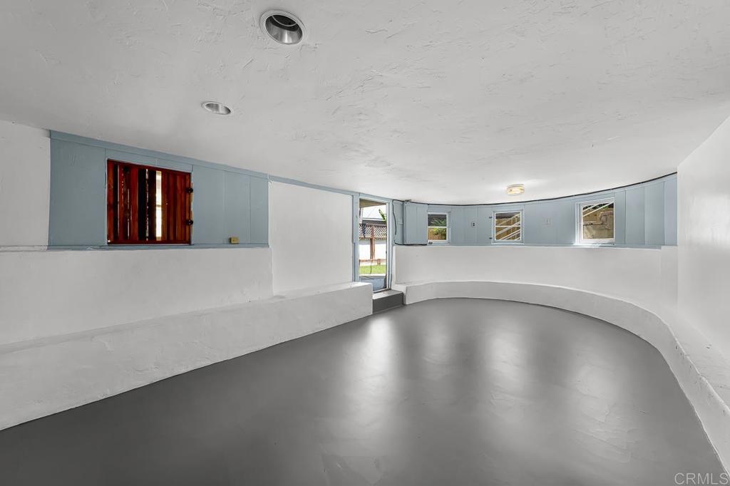 3222 Hill Street Property Photo 65