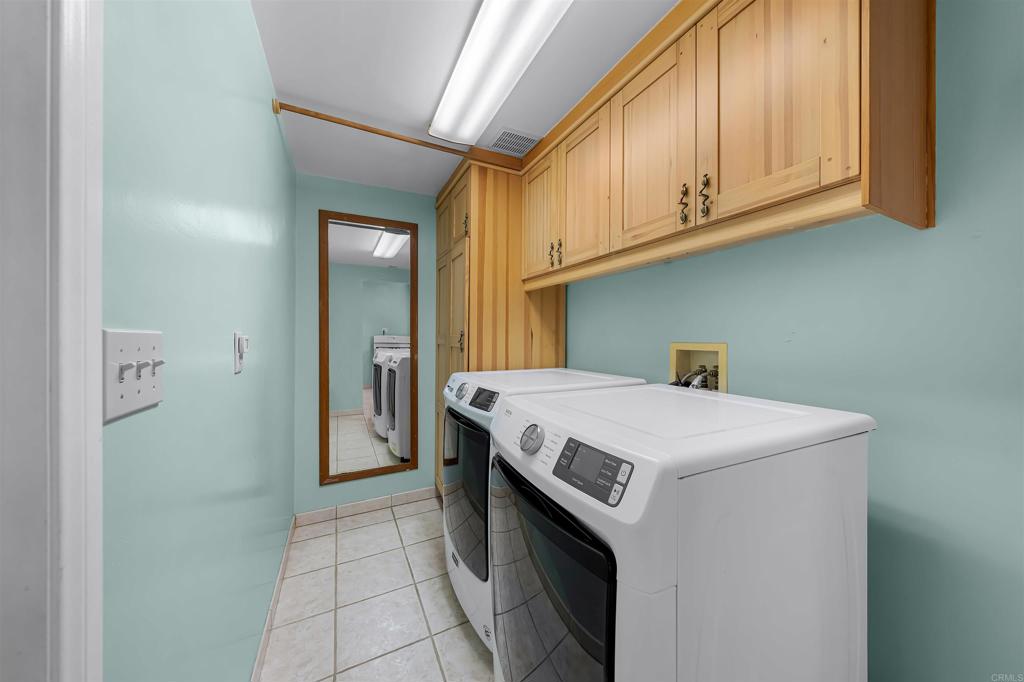 5452 Forbes Avenue Property Photo 10