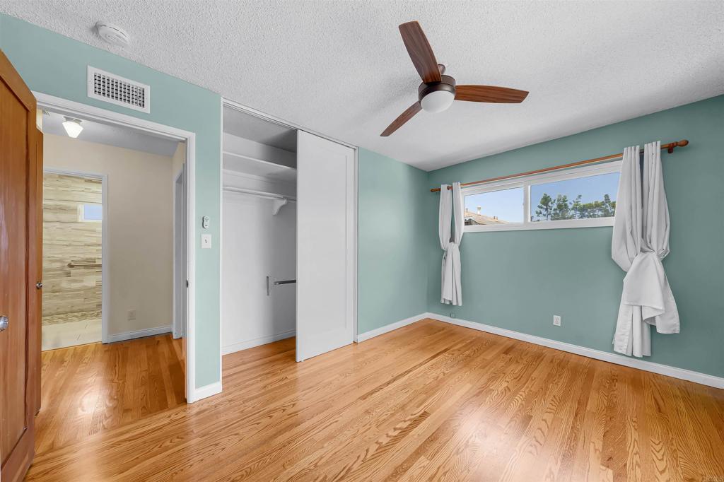 5452 Forbes Avenue Property Photo 12