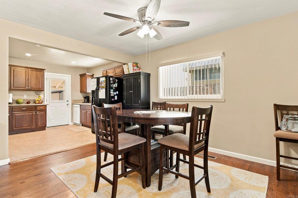 2720 Palm Lane Property Photo 13