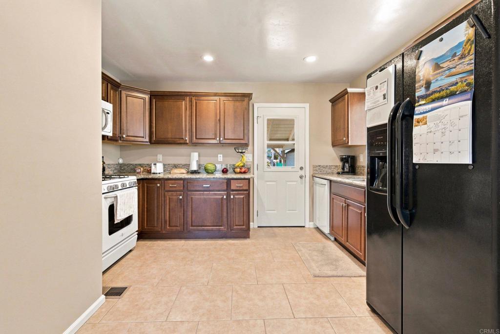 2720 Palm Lane Property Photo 16