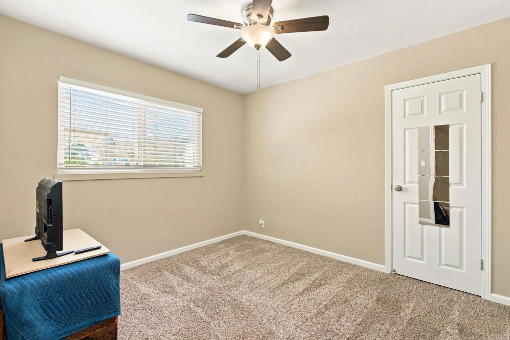 2720 Palm Lane Property Photo 19