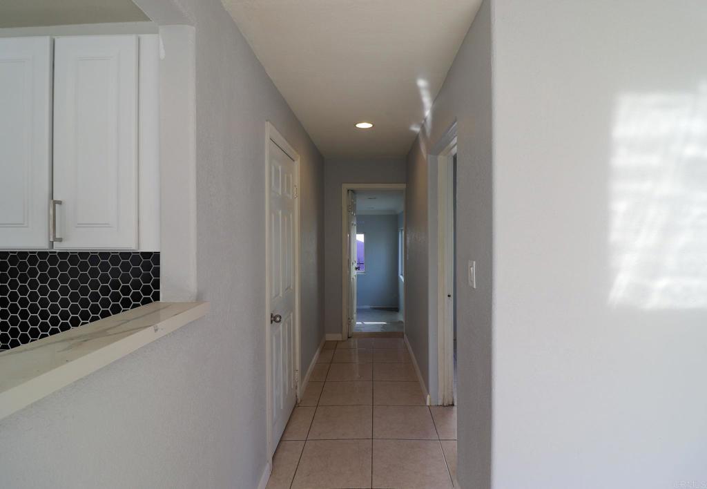 110 W Hall Ave Property Photo 6