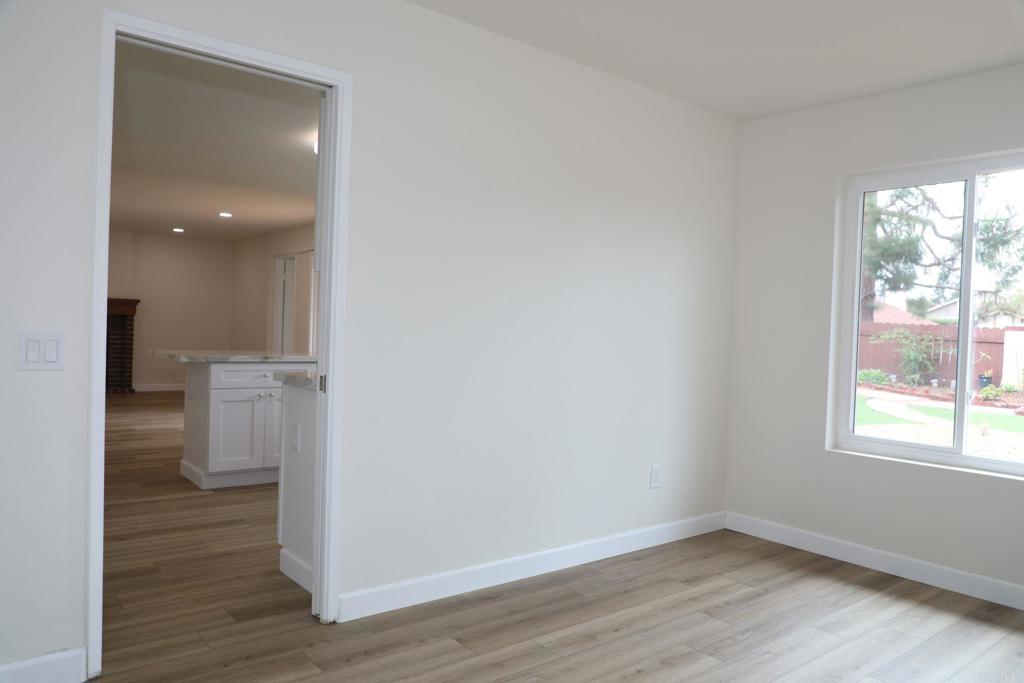 486 Smoky Circle Property Photo 9