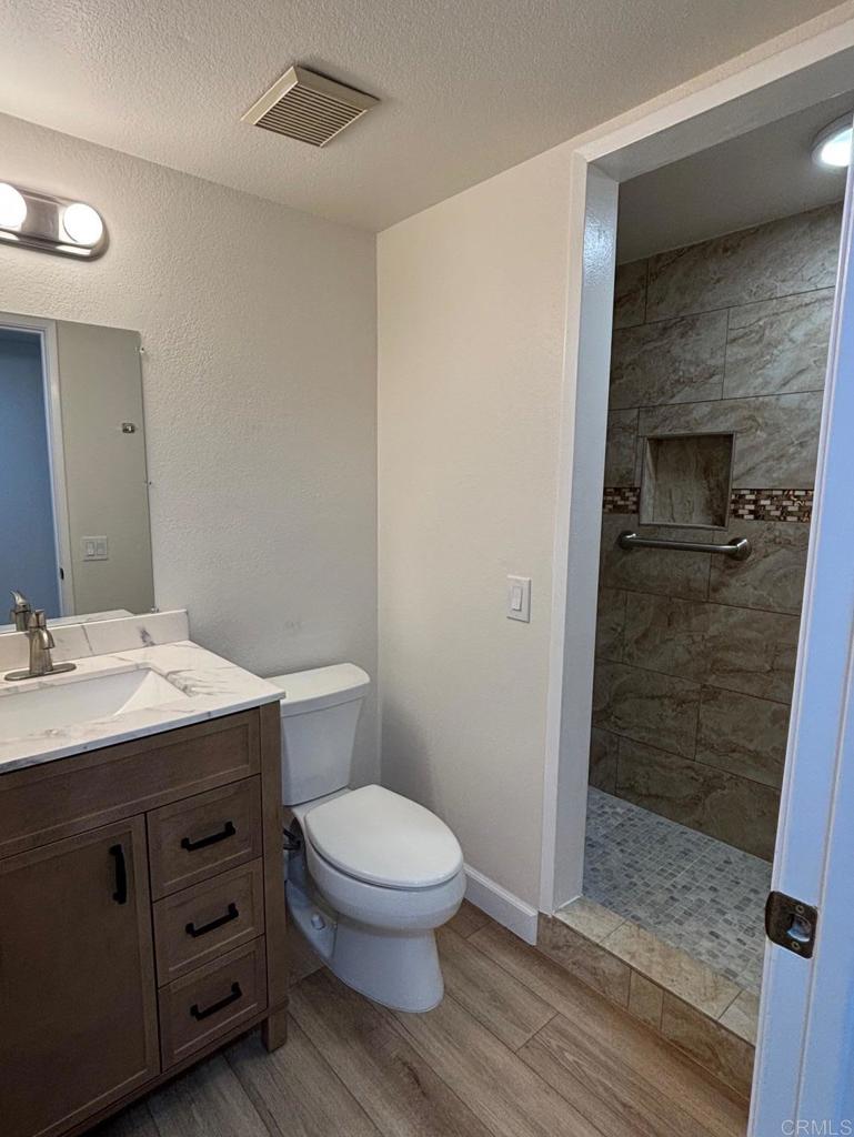 486 Smoky Circle Property Photo 13