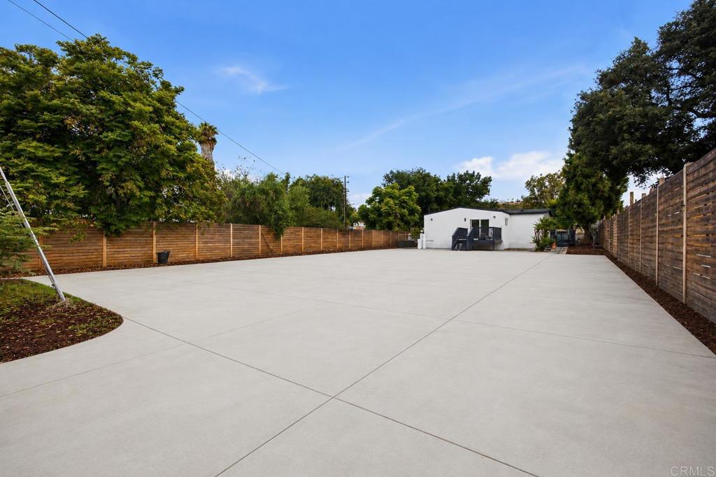 15613 Hawley Court Property Photo 26